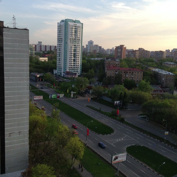 Ниту мисис общежитие горняк 2. Горняк 2. Угмк югра хоккей. Горняк общежитие мисис. Фк горняк воронеж эмблема.