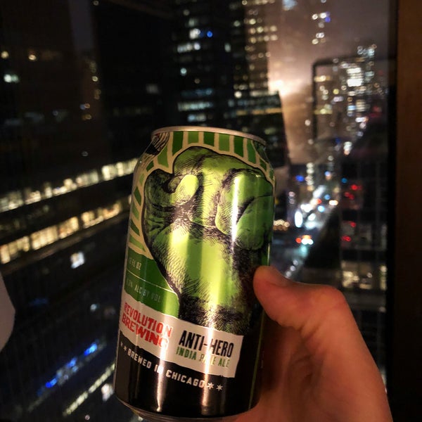 Photo taken at Courtyard by Marriott New York Manhattan/Midtown East by Arnt A. on 4/28/2018