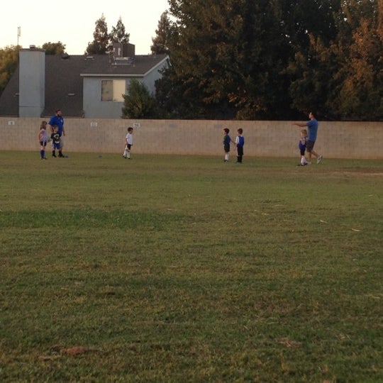 Mountain View Elementary School Woodward Park 2002 E Alluvial Ave