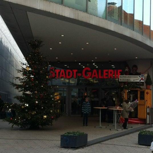 Foto diambil di Stadtgalerie oleh Tom T. pada 12/1/2012