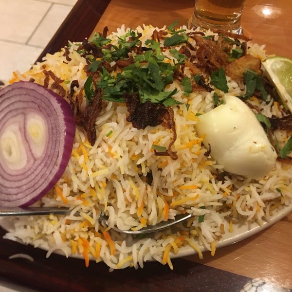 Foto diambil di Godavari Indian Restaurant - Woburn oleh Toin T. pada 2/18/2018