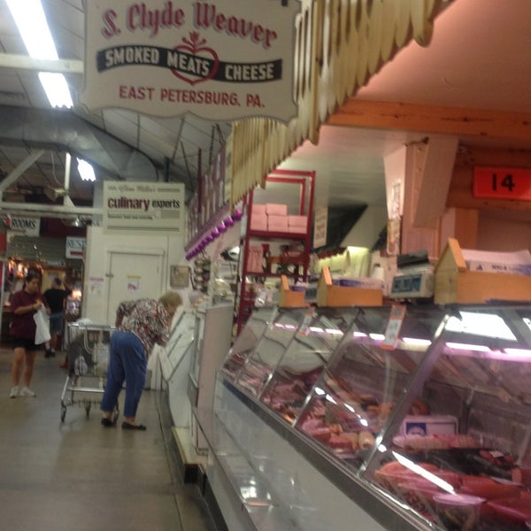 8/16/2013 tarihinde Christine H.ziyaretçi tarafından Allentown Farmers Market'de çekilen fotoğraf