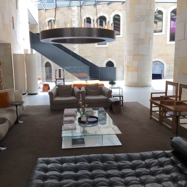 Photo prise au Mamilla Hotel מלון ממילא par Mike S. le3/22/2017