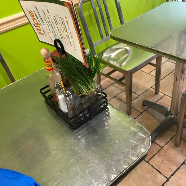 Photo taken at Ripe Juice Bar &amp; Grill by NYC H. on 2/22/2018