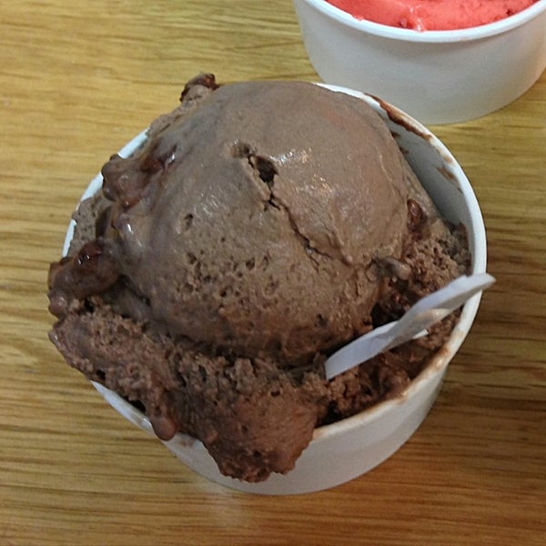 Fresco Freddo's Gelateria (Now Closed) Ice Cream Shop in