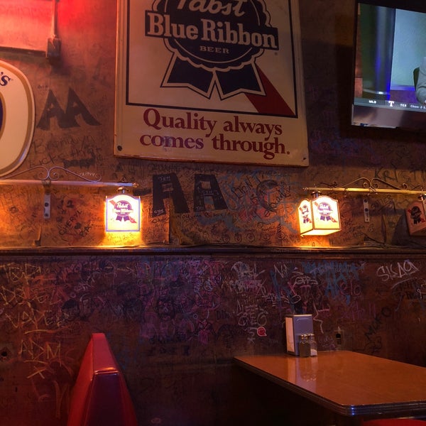 Photo taken at Moe&#39;s and Joe&#39;s Tavern by Drew D. on 6/9/2018