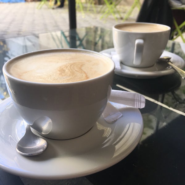 Foto tirada no(a) Duffort Espresso Bar por Ivanka I. em 10/31/2018