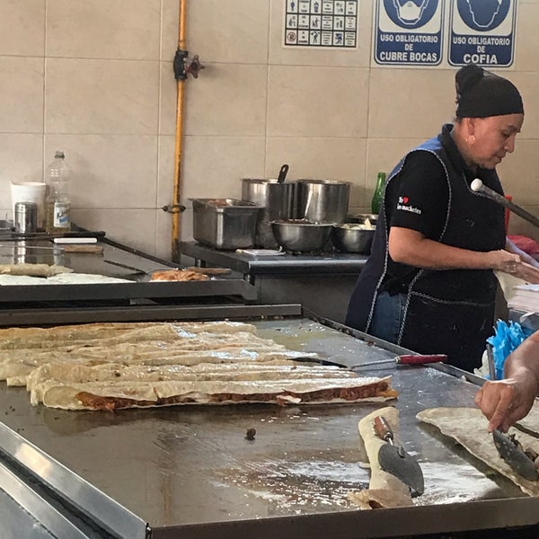 Fotos en Los Machetes "Amparito" Guerrero 305 tips