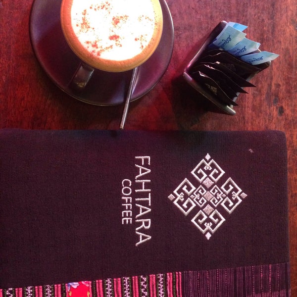6/3/2017にAgkarajit P.がFahtara Coffeeで撮った写真