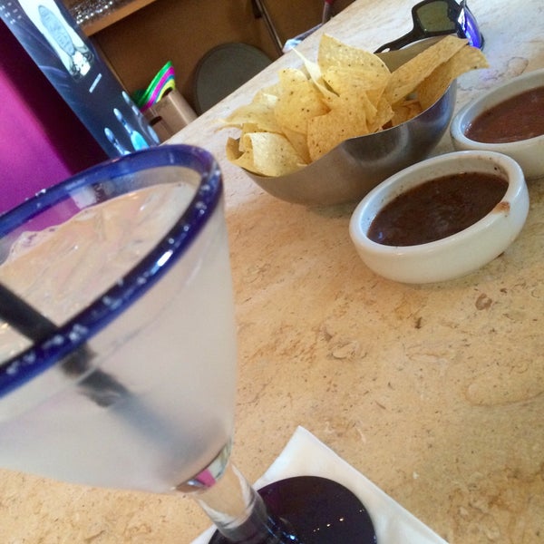 Photo taken at Cantina Laredo by Michelle S. on 7/19/2015