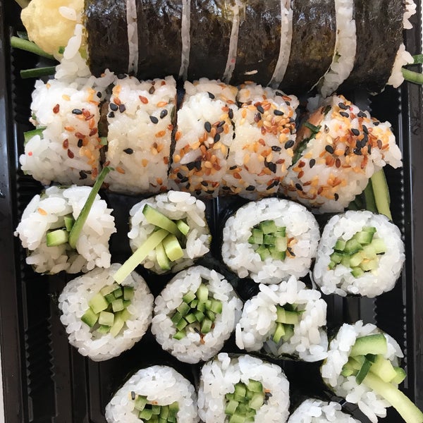 High quality ingredients, fresh salmon, shrimps! 🍤Well packed food for delivery, tasty sushi, and quick delivery time! My favorite sushi bar in Wroclaw for sure! 🍣