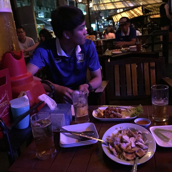 За барной стойкой. Share bar. Share bar. Share bar. Share bar.