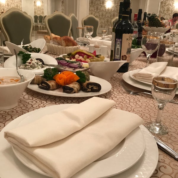 Алазанская долина ресторан в алтуфьево. Алазанская Долина ресторан меню. Ресторан Алазанская Долина на Лескова. Ресторан Алазанская Долина Челябинск. Ресторан с видом на Алазанскую долину.