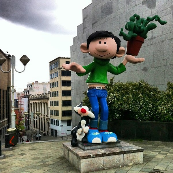 Gaston Lagaffe Guust Flater Now Closed Public Art In Martyrs