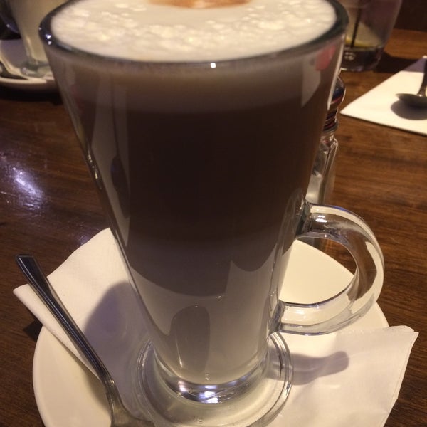 Café Continental Bar in Gourock