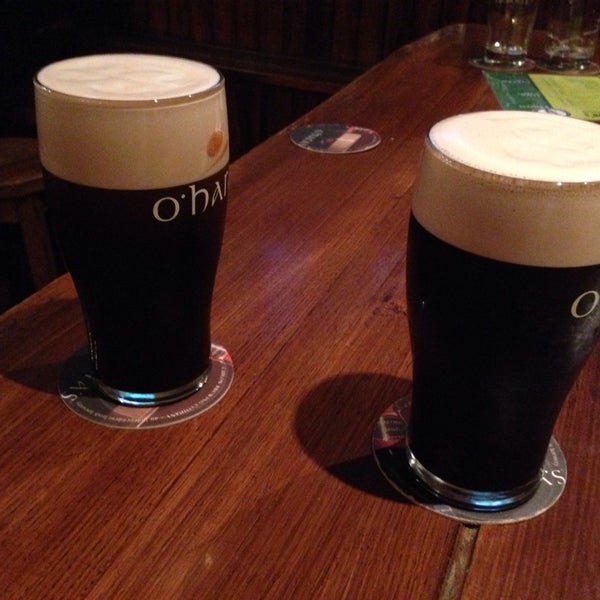 Foto diambil di Sheridan&#39;s Irish Pub oleh Domagoj L. pada 10/9/2014