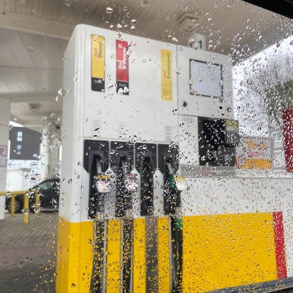 Shell Express Fuel Station