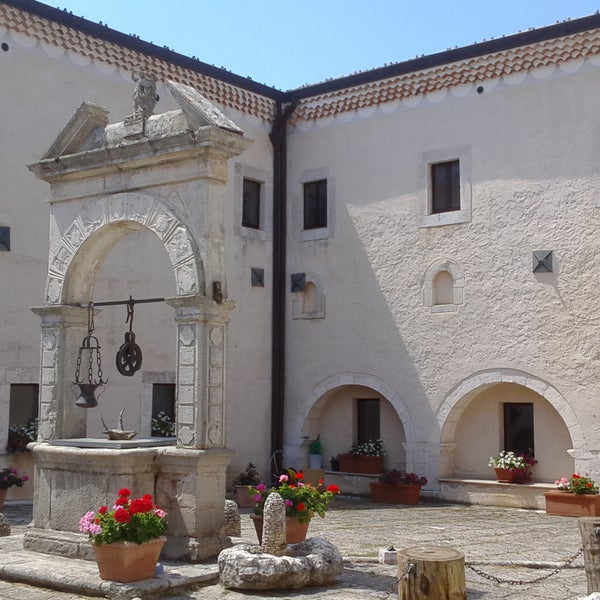Santuario Di San Matteo Apostolo Santuario di San Matteo apostolo - Monastery in San Marco in Lamis