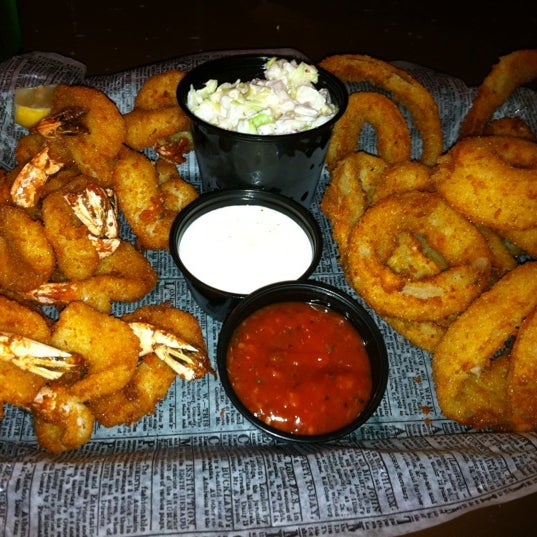 Photo taken at Batter&#39;D-Fried Boston Seafood by Ki&#39;Mon W. on 10/9/2012