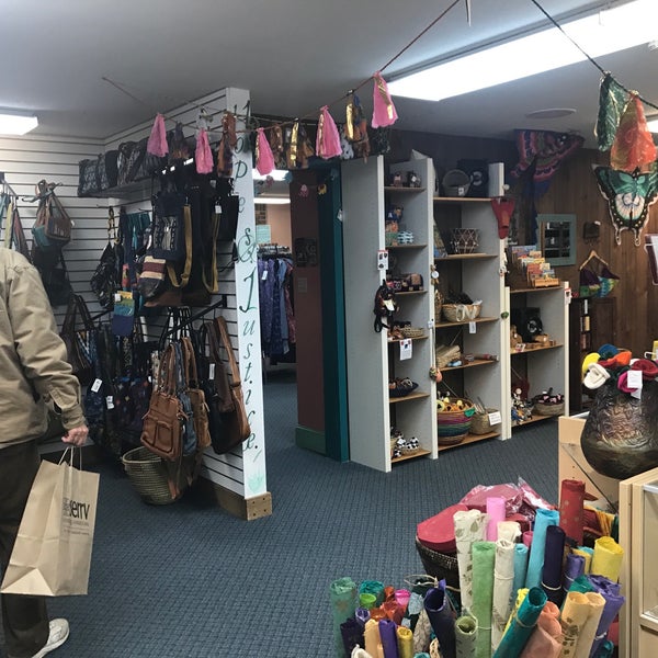 Serrv Store Gift Store in New Windsor