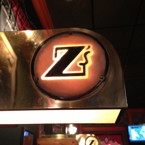 Photo taken at Z&#39;s Bar &amp; Restaurant by Helene on 4/11/2013