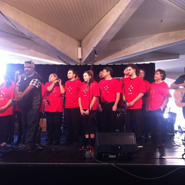 6/30/2013에 Lynn A.님이 Adelaide Festival Centre에서 찍은 사진