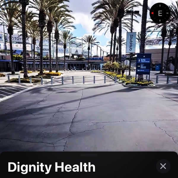 Foto tirada no(a) Dignity Health Sports Park por Ronald Chino C. em 7/27/2023