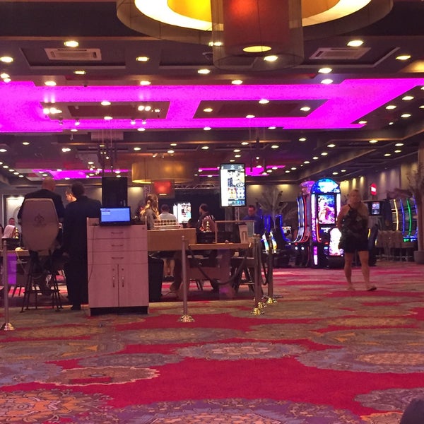 Photo taken at Platinum Casino &amp; Hotel by Ferit Ş. on 7/15/2019