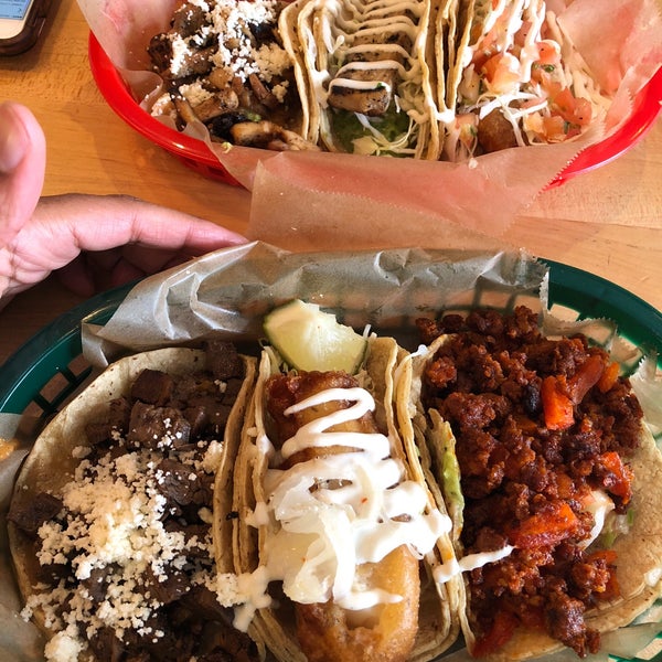 Foto diambil di Dorado Tacos oleh Rafael G. pada 4/24/2018