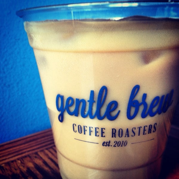 Снимок сделан в Gentle Brew Coffee Roasters пользователем Emily M. 11/20/2013