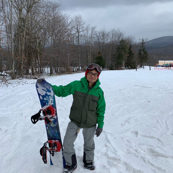 Photo taken at Belleayre Mountain Ski Center by s@m on 12/24/2018
