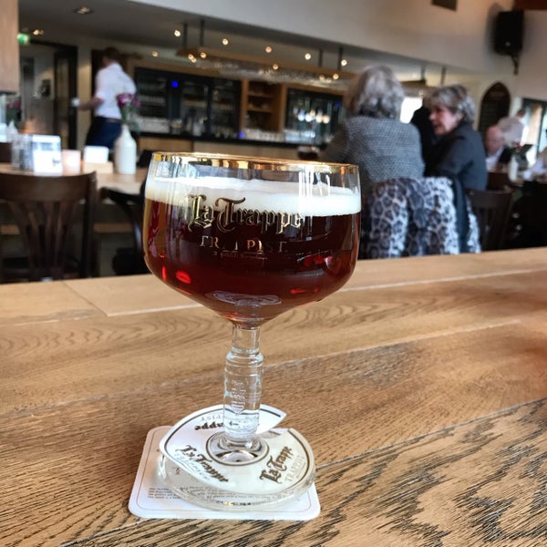 Снимок сделан в Bierbrouwerij de Koningshoeven - La Trappe Trappist пользователем Bogdan K. 4/22/2019
