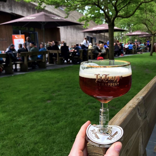 Photo taken at Bierbrouwerij de Koningshoeven - La Trappe Trappist by Bogdan K. on 5/25/2019
