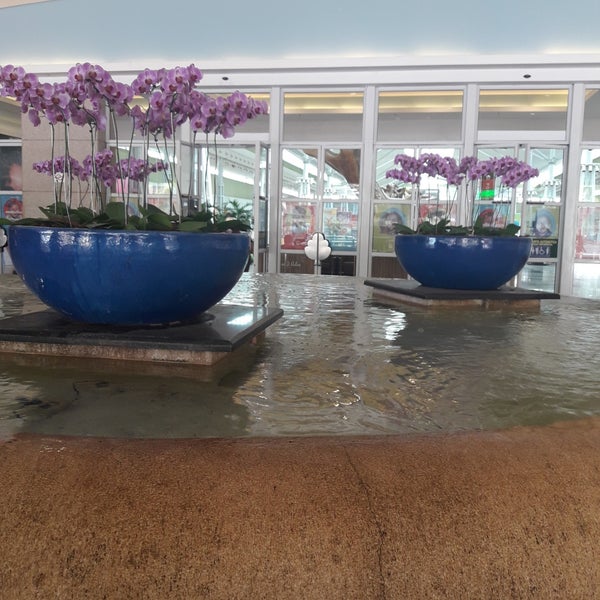 Photo taken at Parque D. Pedro Shopping by Ana B. on 5/7/2019