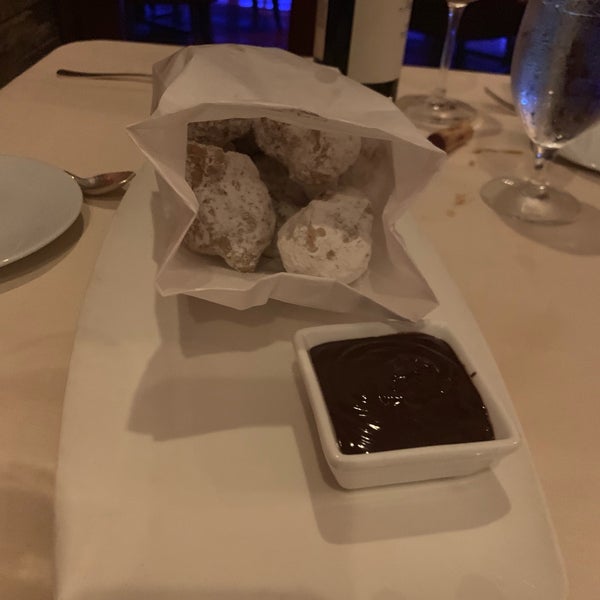 You must order the Zeppole’s for Dessert!!!