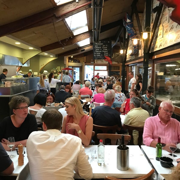 Foto scattata a Restaurant Oesterput da T🐥 D. il 8/13/2018