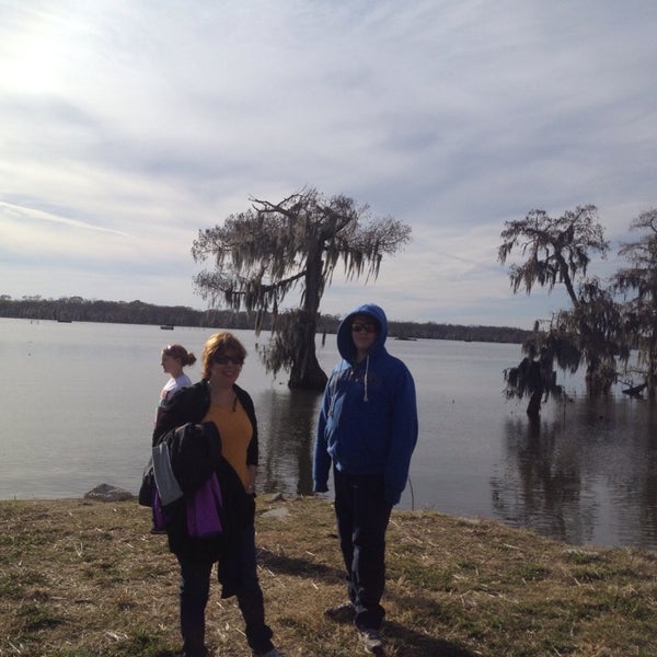Das Foto wurde bei Cajun Country Swamp Tours von John H. am 12/29/2013 aufgenommen