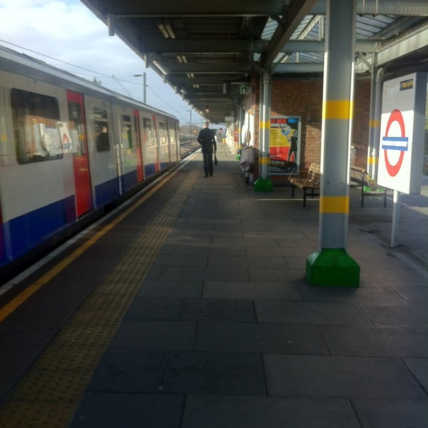 Photos At Dagenham Heathway London Underground Station Metro Station In Barking And Dagenham Photos At Dagenham Heathway London Underground Station Metro Station In Barking And Dagenham