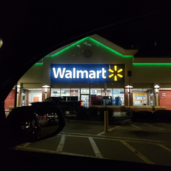 Walmart Hipermercado en Newport