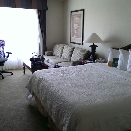 รูปภาพถ่ายที่ Hilton Garden Inn โดย Tatyana A. เมื่อ 3/25/2014
