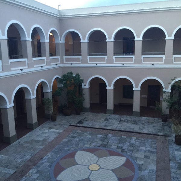 8/11/2015にZelmaがConservatorio de Música de Puerto Ricoで撮った写真