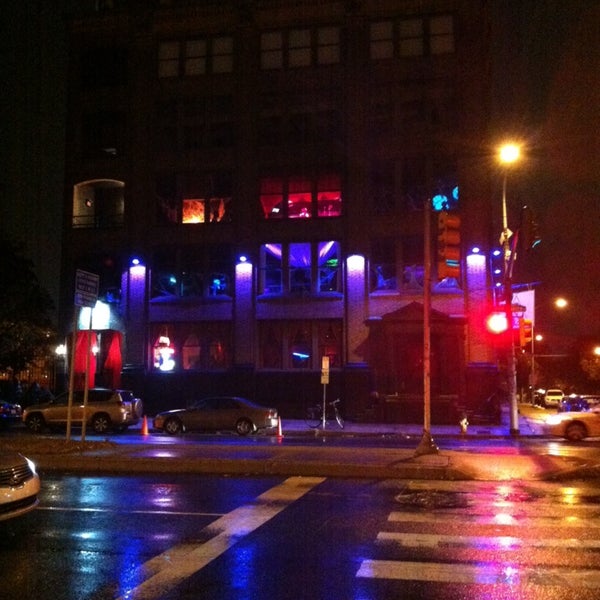 Foto tirada no(a) Trilogy Nightclub &amp; Hookah Lounge por Sheri M. em 11/1/2013