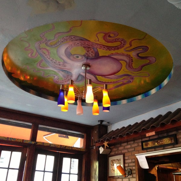 5/6/2013 tarihinde Erik K.ziyaretçi tarafından Mancora Peruvian Restaurant &amp; Bar'de çekilen fotoğraf