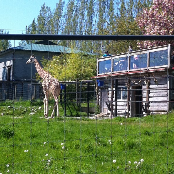 Foto diambil di Greater Vancouver Zoo oleh Shawn C. pada 5/5/2013