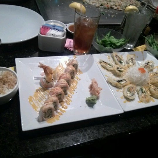 Das Foto wurde bei Asian City Restaurant von Marissa H. am 11/16/2012 aufgenommen