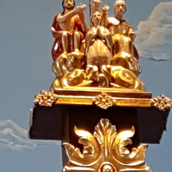 Foto diambil di Santuário Basílica do Divino Pai Eterno oleh Wladimir A. pada 11/6/2018
