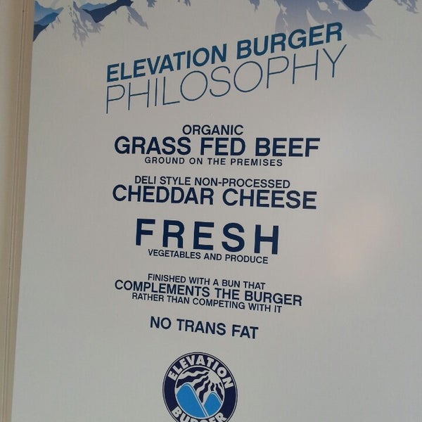 รูปภาพถ่ายที่ Elevation Burger โดย Cem E. เมื่อ 11/29/2013