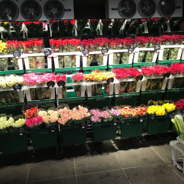 москва сходненская улица 37 простоцветы. просто цветы на сходненской. мир цветов логотип. магазин цветов в центре ярославля. простоцветы в москве.