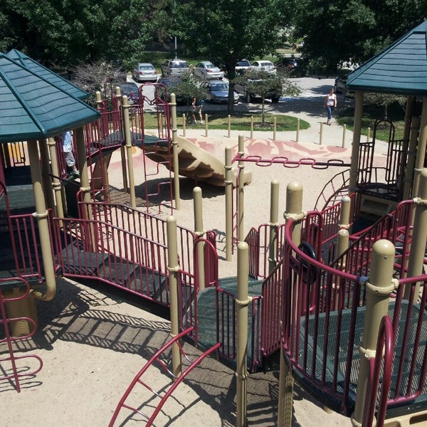 Ralston Park Ralston'da Park