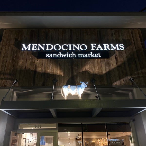 Photo taken at Mendocino Farms by Wai on 9/28/2019
